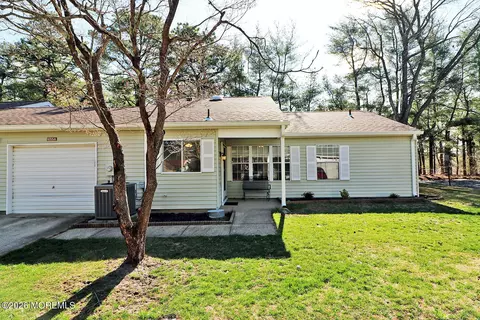 655 Pulham Ct # A, Manchester, NJ 08759