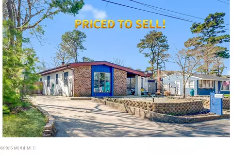 715 Tampa Rd, Forked River, NJ 08731