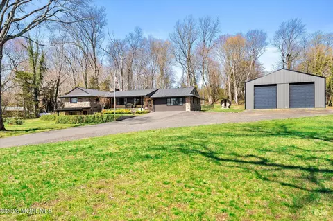 158 Larrison Rd, Wrightstown, NJ 08562