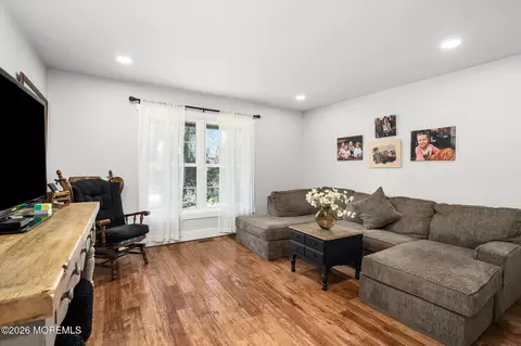 158 Larrison Rd, Wrightstown, NJ 08562 photo 21