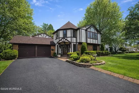 255 Double Creek Pkwy, Freehold, NJ 07728