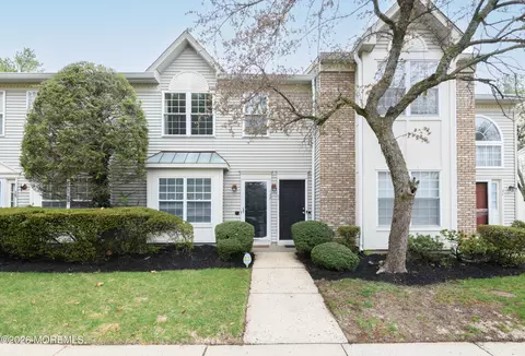 69 Arlington Ct #13, Holmdel, NJ 07733