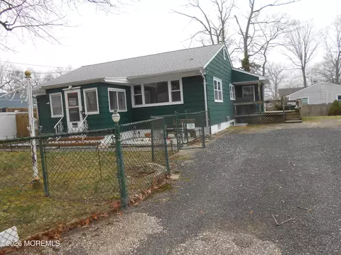 259 Station Dr, Forked River, NJ 08731 photo 3