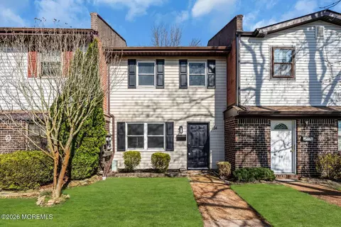 134 Greenwood Loop Rd, Brick, NJ 08724