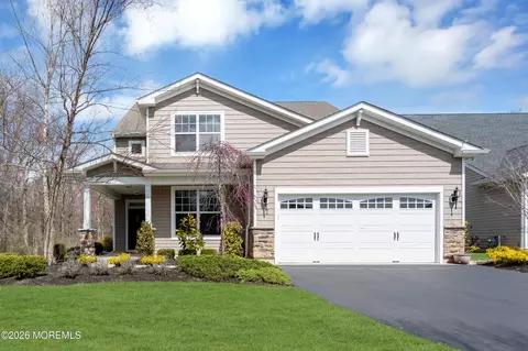 12 Cauthen Ct, Manalapan, NJ 07726
