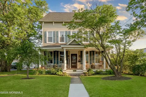 11 Golf St, West Long Branch, NJ 07764