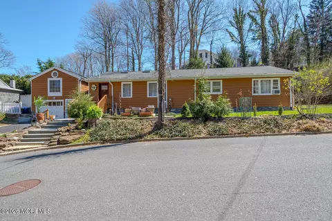 111 Valley Ave, Highlands, NJ 07732