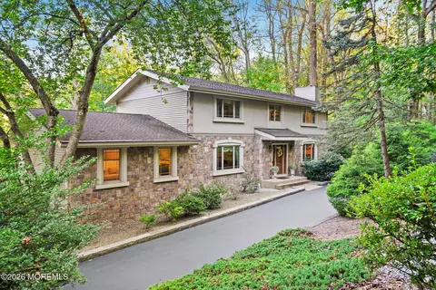 21 Stoney Brook Rd, Holmdel, NJ 07733