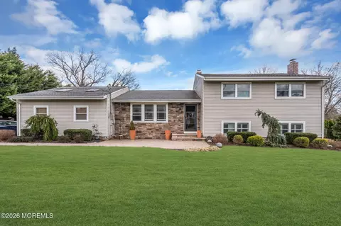 167 Cloverdale Cir, Tinton Falls, NJ 07724