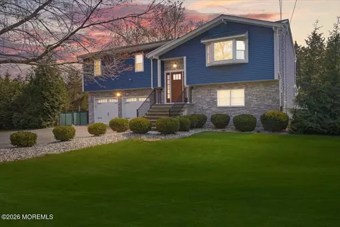 443 Bennetts Mills Rd, Jackson, NJ 08527