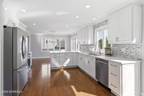 14 Koosman Dr, Leonardo, NJ 07737 photo 16