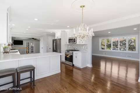 14 Koosman Dr, Leonardo, NJ 07737 photo 13