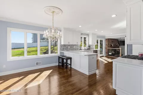 14 Koosman Dr, Leonardo, NJ 07737 photo 12