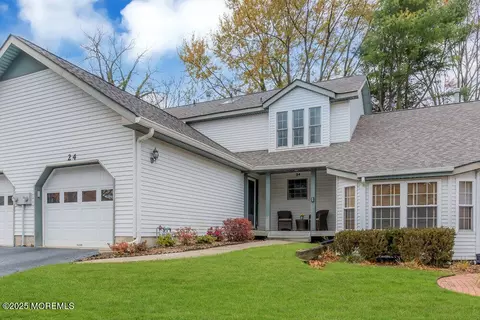 24 Old Mill Ct, Wall, NJ 07719