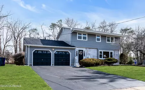 744 Millbrook Rd, Brick, NJ 08724