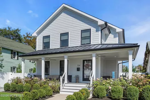 704 15th Ave, Belmar, NJ 07719