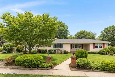 1 Riverview Ave, Rumson, NJ 07760