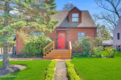 119 Maple St, Toms River, NJ 08753