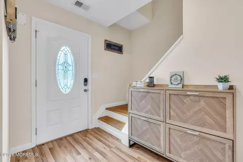 Entry Way - 24 Eric Dr, Howell, NJ 07731 photo 2 of 5