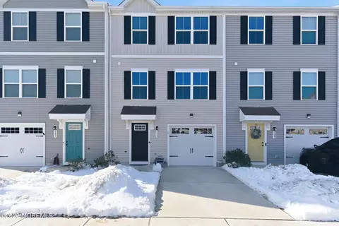 502 Cyprus Ct, Forked River, NJ 08731