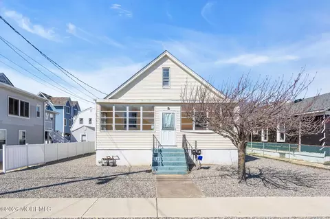 116 G St, Seaside Park, NJ 08752