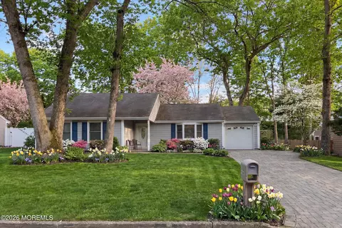 2348 Huckleberry Rd, Manchester, NJ 08759