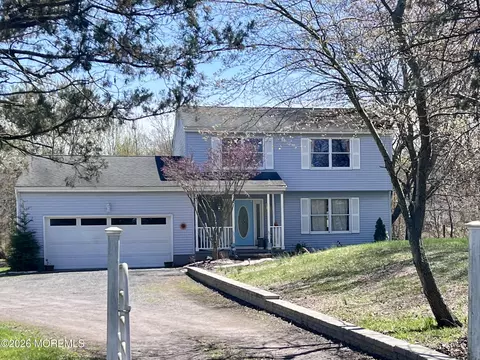 857 Monmouth Rd, Cream Ridge, NJ 08514