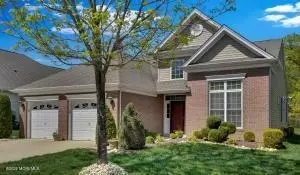 15 Crooked Stick Rd, Jackson, NJ 08527