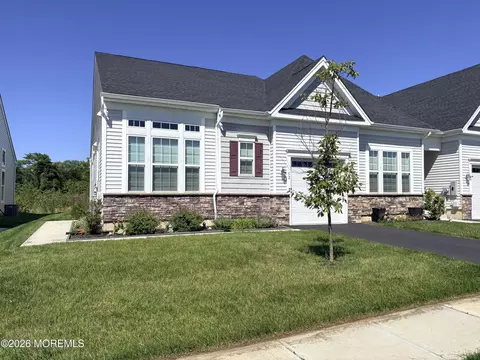 52 Belmont Rd, New Egypt, NJ 08533