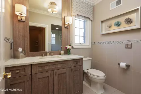 Bath - 25 Ely Rd, Holmdel, NJ 07733 photo 2 of 11
