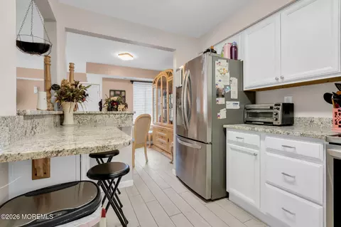 22 Newport Ct #210, Brick, NJ 08724