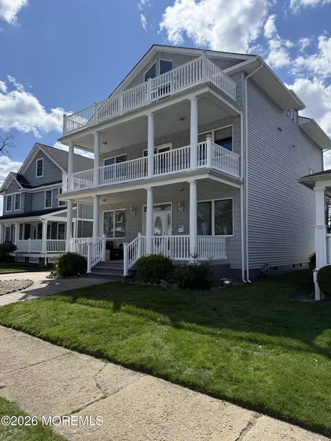 827 13th Ave, Belmar, NJ 07719