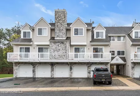 4107 Norma Pl, Toms River, NJ 08755