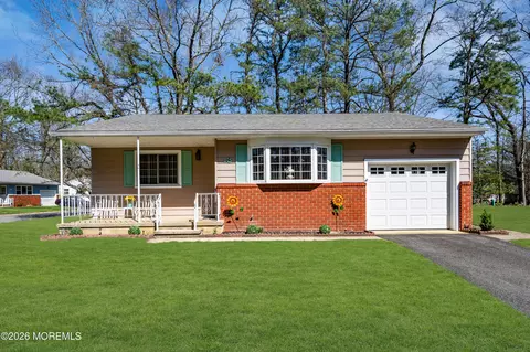 13 Michigan Ave, Whiting, NJ 08759