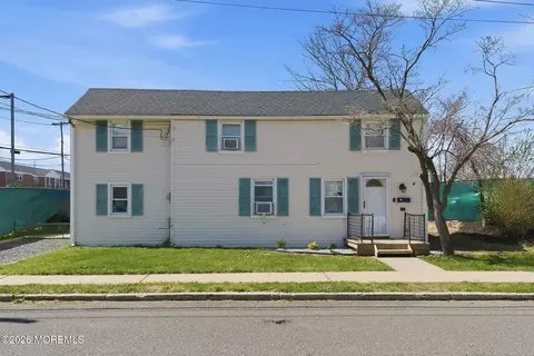 437 Atlantic St, Keyport, NJ 07735