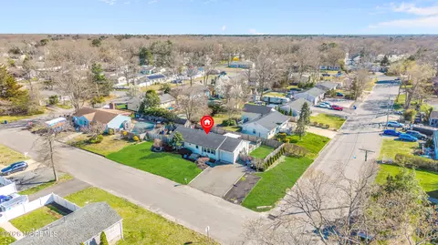 View/Area - 31 Titanic Rd, Forked River, NJ 08731 photo 2 of 10