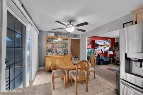 Dining - 31 Titanic Rd, Forked River, NJ 08731 photo 1 of 2