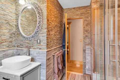 Bath - 137 Sunset Dr, Forked River, NJ 08731 photo 1 of 2