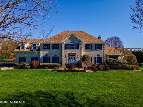 6 Goose Point Dr, Colts Neck, NJ 07722