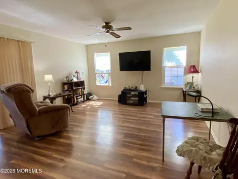Living - 20 Norwick Dr, Forked River, NJ 08731 photo 1 of 2
