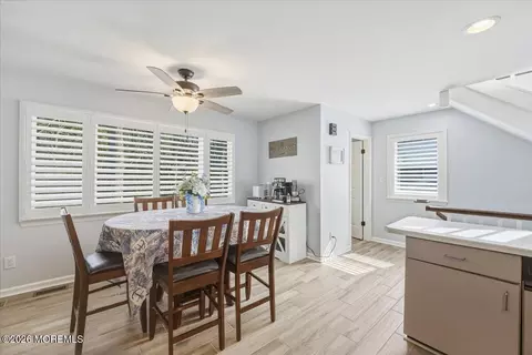 Dining - 351 Harbor Vw #51, Forked River, NJ 08731 photo 1 of 2