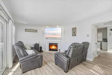 Living - 351 Harbor Vw #51, Forked River, NJ 08731 photo 1 of 1