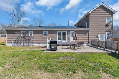 Exterior - 363 Constitution Dr, Forked River, NJ 08731 photo 11 of 16