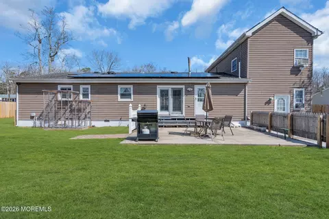 Exterior - 363 Constitution Dr, Forked River, NJ 08731 photo 5 of 16