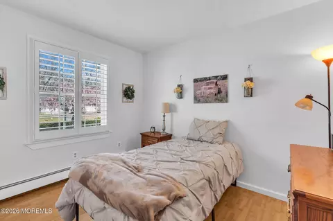 Bedroom - 363 Constitution Dr, Forked River, NJ 08731 photo 4 of 10