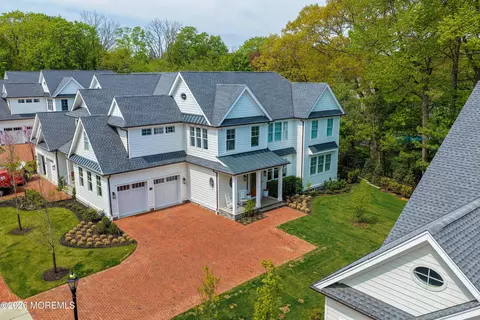 13 Bingham Ct, Rumson, NJ 07760