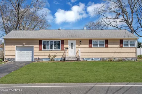 601 Midstreams Rd, Brick, NJ 08724