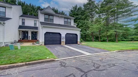 57 Chestnut Way, Manalapan, NJ 07726