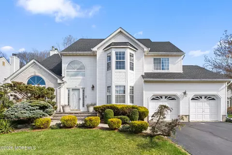 35 Trish Ct, Old Bridge, NJ 08857