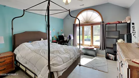 Bedroom - 33 Mill Pond Rd, Jackson, NJ 08527 photo 2 of 5